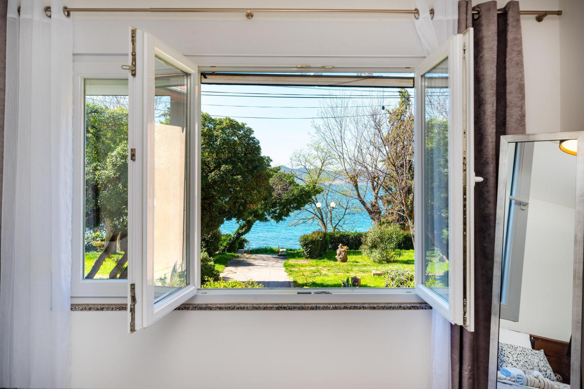 Apartmán Kolovare Garden Oasis - First Row By Sea Zadar Exteriér fotografie